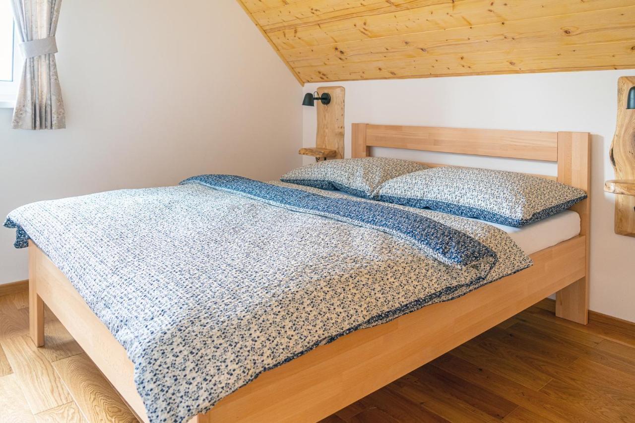 Apartmány pod Rozsutcom- Zaťkov dvor Terchová Esterno foto