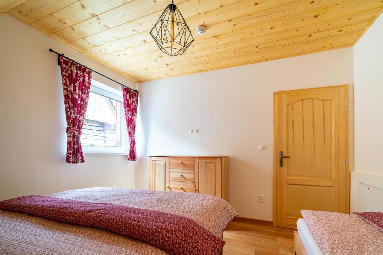 Apartmány pod Rozsutcom- Zaťkov dvor Terchová Esterno foto