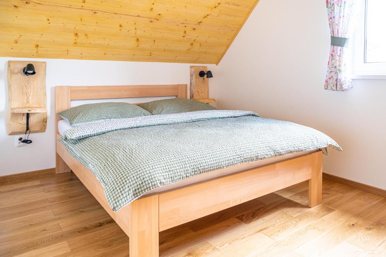 Apartmány pod Rozsutcom- Zaťkov dvor Terchová Esterno foto