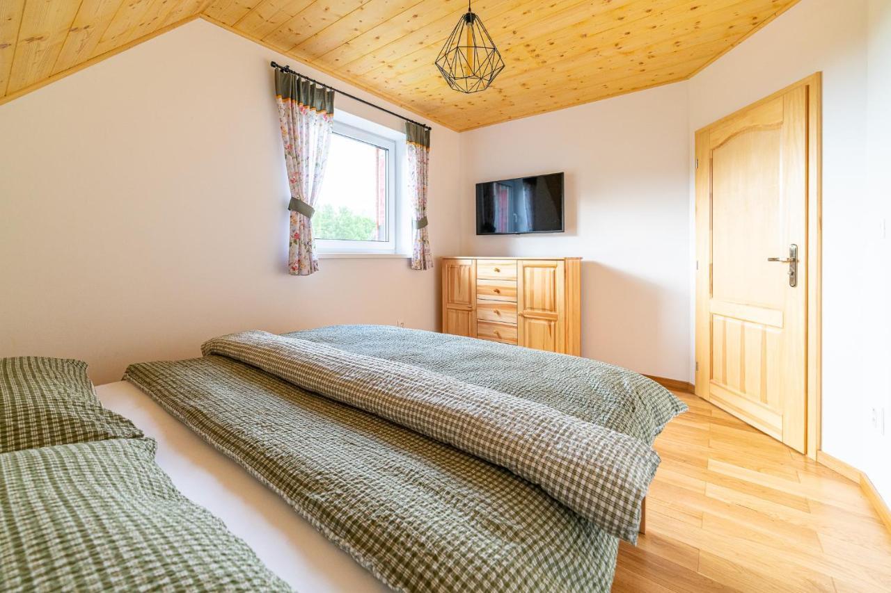 Apartmány pod Rozsutcom- Zaťkov dvor Terchová Esterno foto