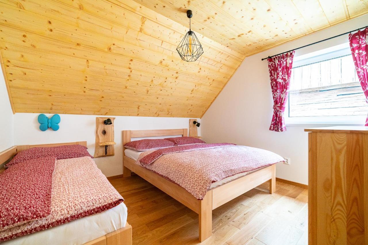 Apartmány pod Rozsutcom- Zaťkov dvor Terchová Esterno foto