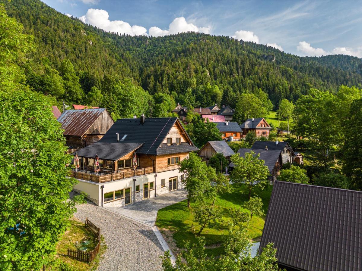 Apartmány pod Rozsutcom- Zaťkov dvor Terchová Esterno foto
